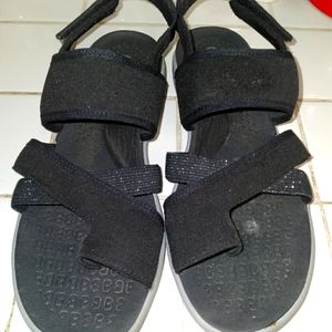 B'Zees women's sandals sz 9.5W